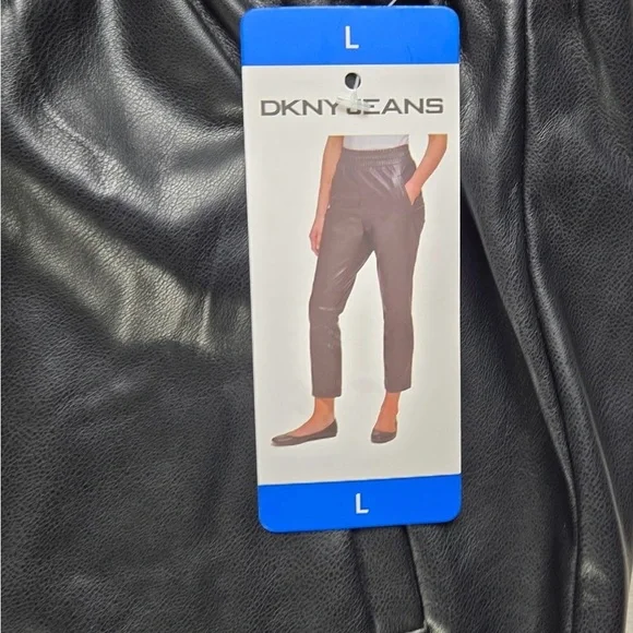 DKNY Women's Black Faux Leather Women’s Pants NWT 💕 - Picture 3 of 9